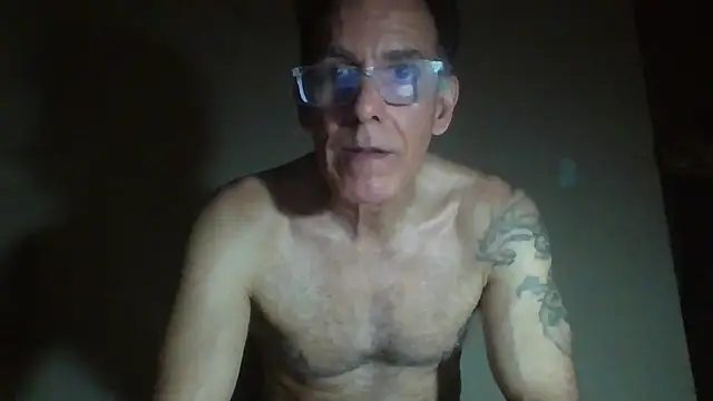 CaptainFox Live XXX Chat