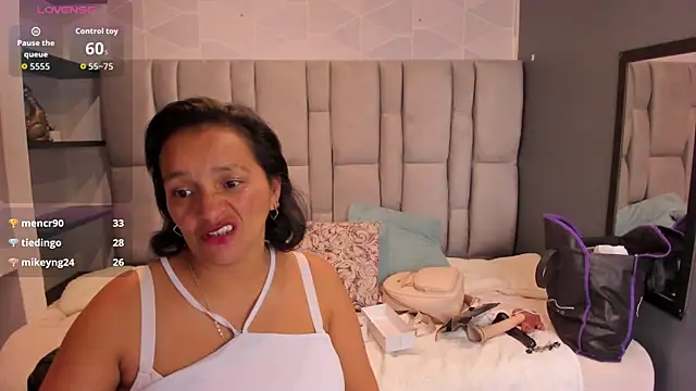 Chat XXX en directo de MarilynMiilf_