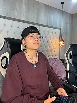ian_mathias_ 라이브 XXX 채팅