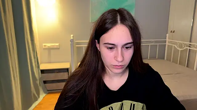 AliceKolltt élő XXX-chatje