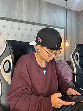 ian_mathias_ 라이브 XXX 채팅
