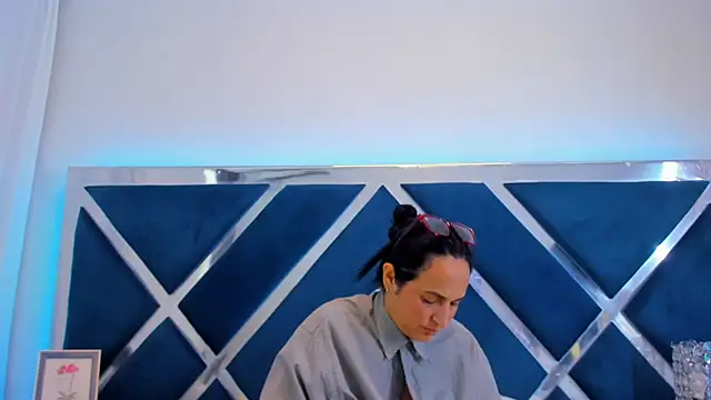 Он лайн чат XXX LucineArias