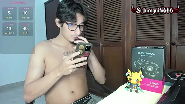 Онлайн чат XXX SrIncognito666