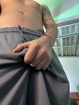 XXX chat uživo modela AlphaMasterXxx