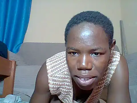 Blacksexyqueen24's Live XXX Chat