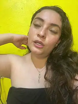 yahairamartinez1530's Live XXX Chat