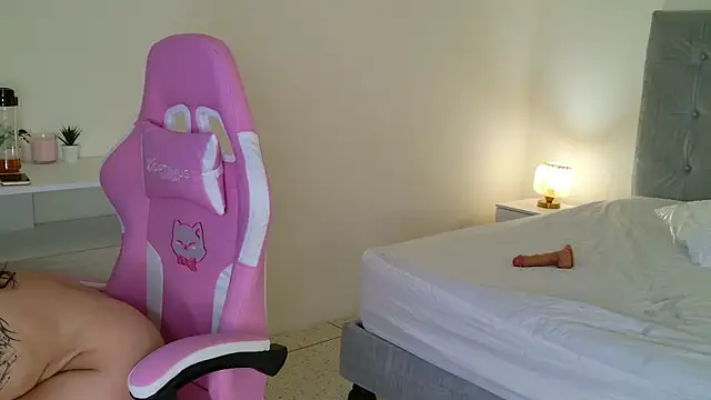 دردشة Rileywomms الجنسية المباشرة