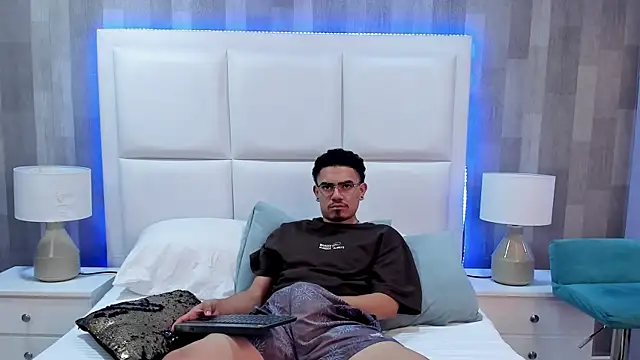 JadenJake: απευθείας συνομιλία ΧΧΧ