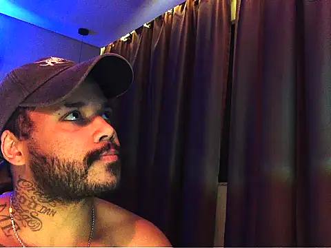 Chat XXX ao vivo de Ale_Mineiro