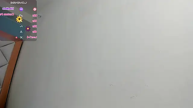 Chat +18 de emma_castilloo ao vivo