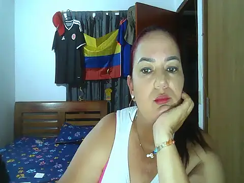 Chat +18 de Ariel_691 ao vivo