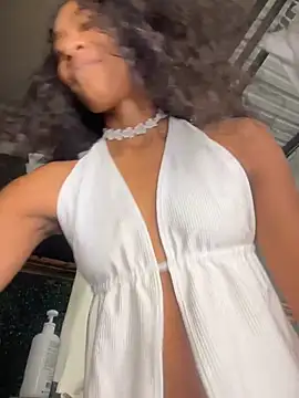UrSweetCheeksXXX live XXX chat