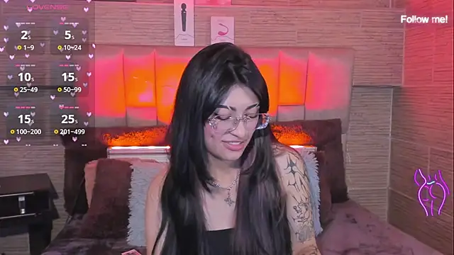 mia_devine_ live XXX chat