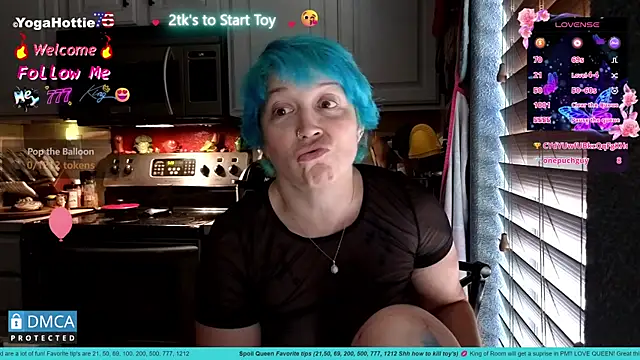 YogaHottie76 – Naživo XXX chat
