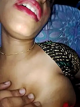 Bhabhi-Devar- live XXX chat