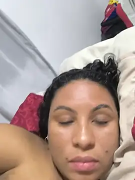 Chat +18 de Francesca_ferrari ao vivo