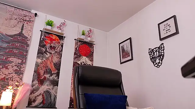 צ'אט XXX בשידור חי של Elian_savoy