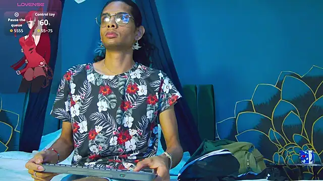 XXX chat uživo modela maxi_max0