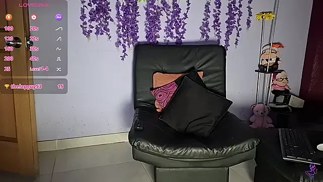 GreisyAndHazzann Live XXX chat