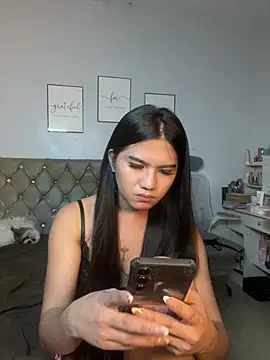 JassmineLove Adlı Modelin Canlı XXX Sohbeti