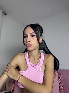 Chat +18 de Miaa_love6969 ao vivo