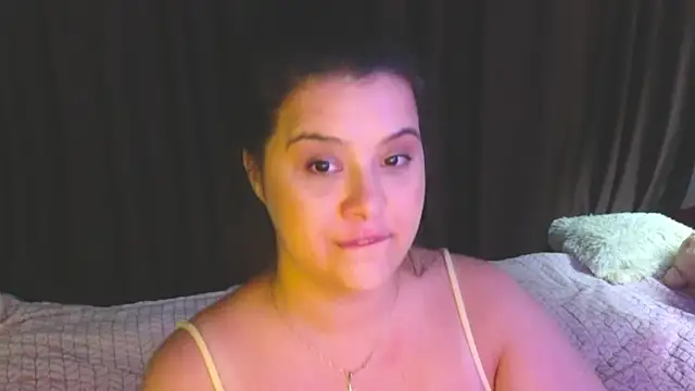 دردشة Malika_uAngel الجنسية المباشرة