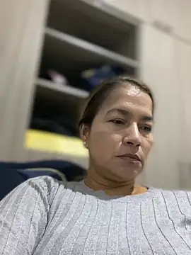 Jlo_69 Adlı Modelin Canlı XXX Sohbeti