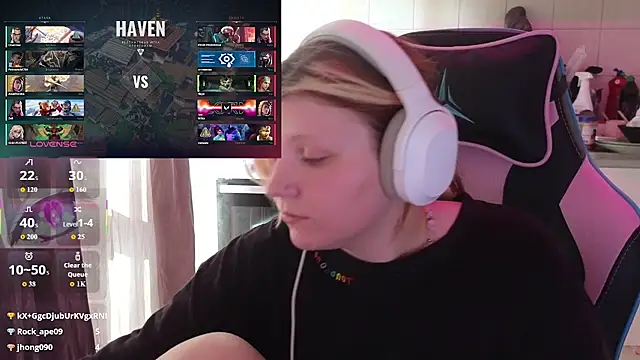 norinanakajuu élő XXX-chatje