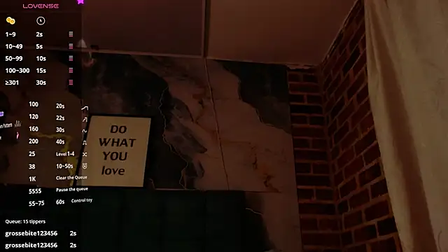 Živý XXX chat ailyngg