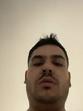 LatinBearX live XXX chat