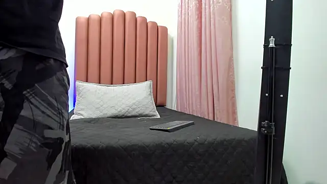 Živý XXX chat Nicola_D_Angelo