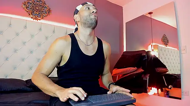 Chat XXX en directo de Lyam_Voss