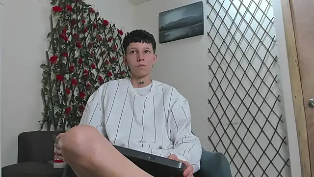 LiamBrown09's Live XXX Chat