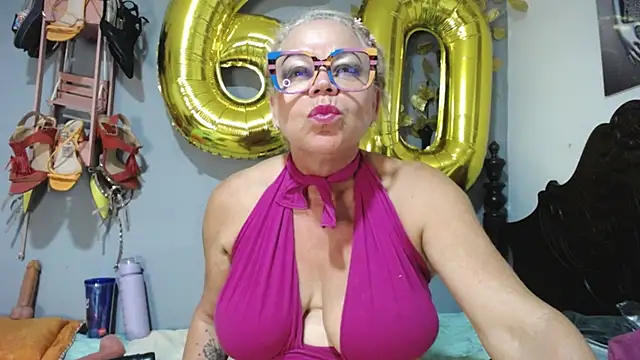 Chat XXX en directo de thalia_tits