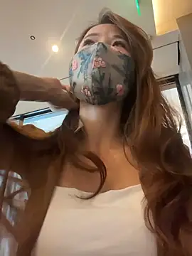 kiss_loo's Live XXX Chat