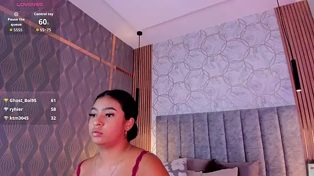SofiiCruz's Live XXX Chat