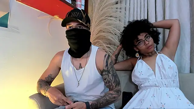 ErickAndSasha – Naživo XXX chat