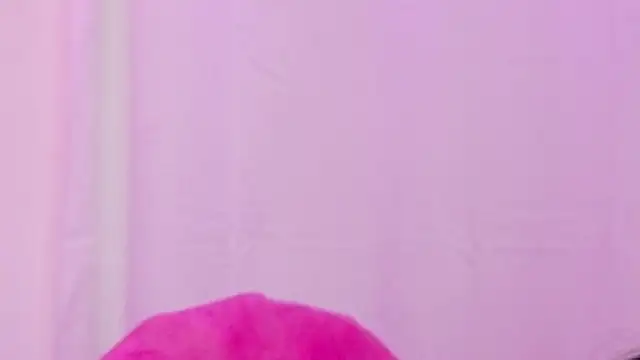 Chat +18 de Sachi_Meow ao vivo