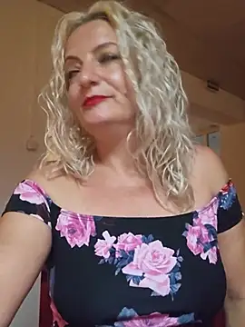 LadyTouch's Live XXX Chat