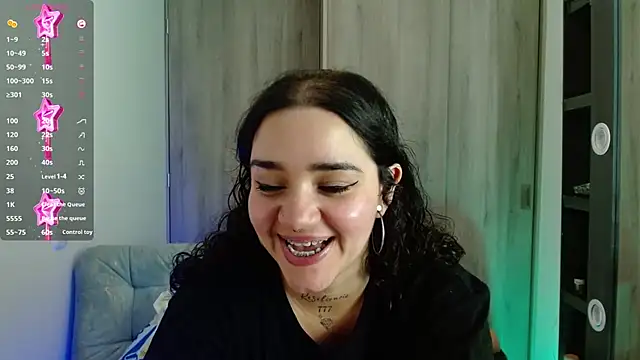 Chat +18 de Sensual_Addiction777 ao vivo