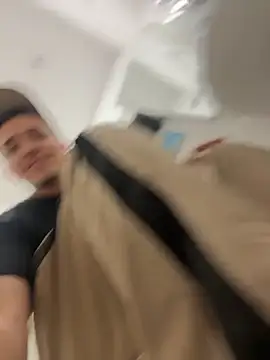 Živý XXX chat adam-rivera