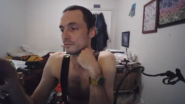 צ'אט XXX בשידור חי של JohnnyMoves