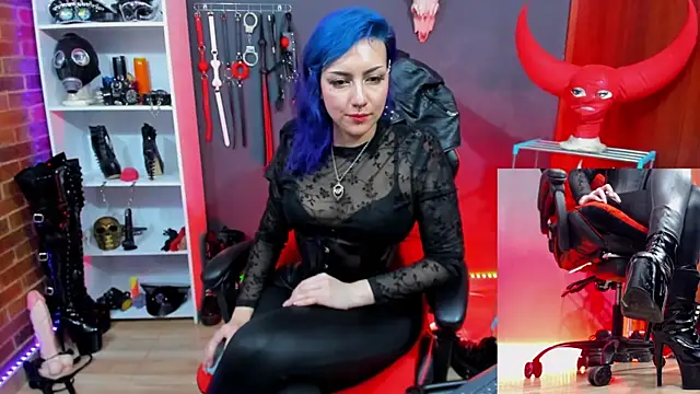 Yelena_LatexMaidenのライブXXXチャット