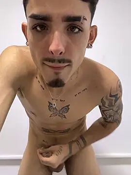 XXX chat uživo modela NikoStone_