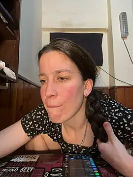 Онлайн чат XXX Melu12