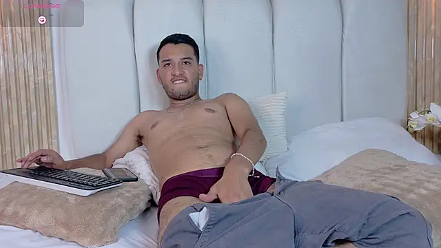 Chat XXX ao vivo de Thiago_Stone1