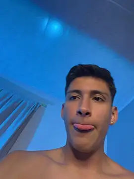 SantiLux_ Chat XXX in diretta
