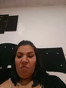 Chat +18 de CarolinaRincon ao vivo