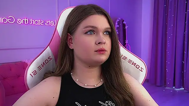 CrystalLyonsn Live XXX chat