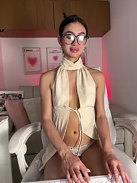 maddy_bronw_ Adlı Modelin Canlı XXX Sohbeti